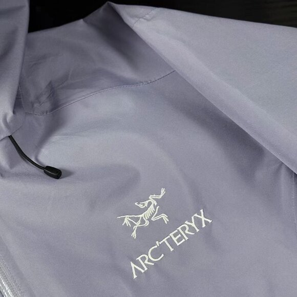 ARC'TERYX BETA LT GOER-TXE Men's Jacket, Size L. - Picture 4 of 8